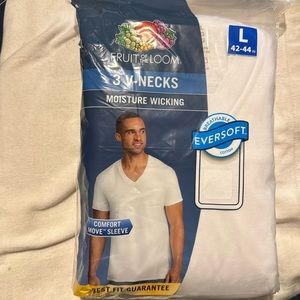Fruit of the loom v neck t shirts 3 pack